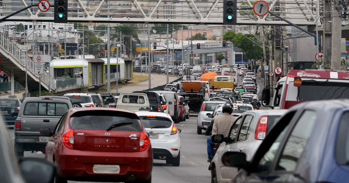 Minas envia à ALMG proposta de redução de IPVA de até 75%