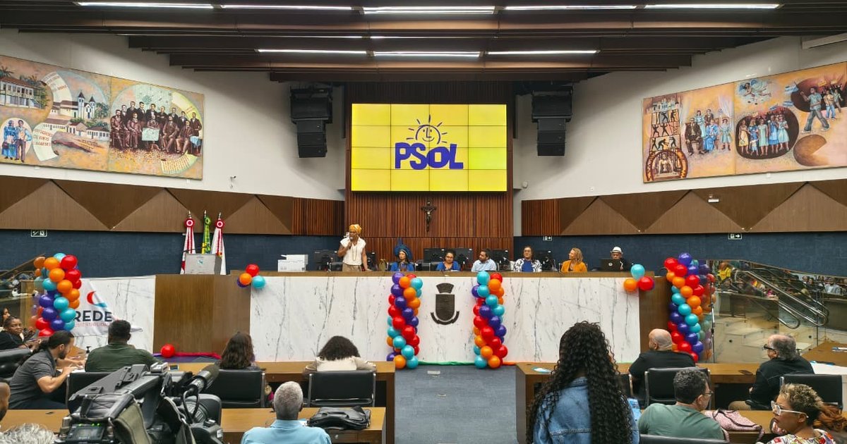 PSOL e Rede oficializam Áurea Carolina ao Senado e confirmam chapa federal