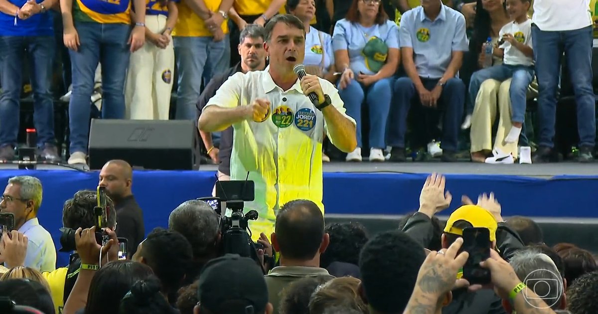 Flávio Bolsonaro faz ato de campanha no Rio; Zema e Cury percorrem outros estados