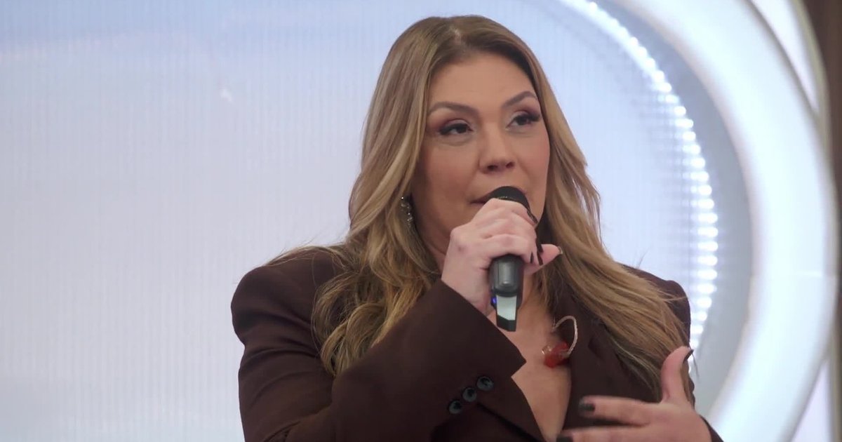 Simony relembra Balão Mágico e batalha contra câncer no Em Família com Eliana