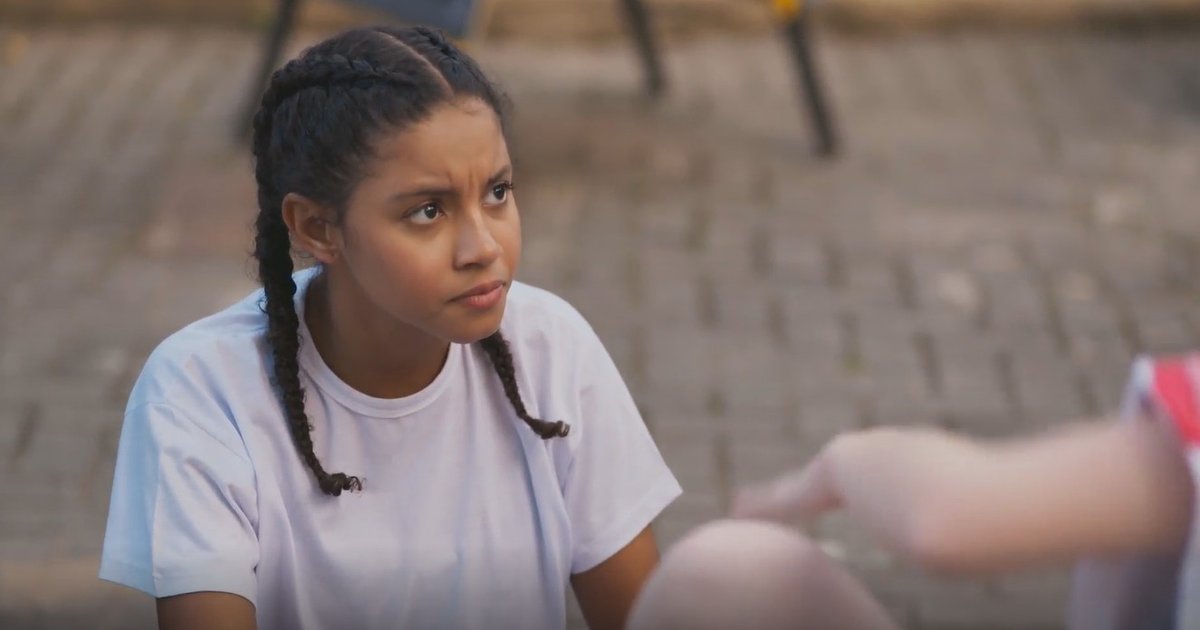 Por Você: resumo de 12 a 17 de outubro tem Bela pedindo tempo a Lucas e fuga de Glorinha
