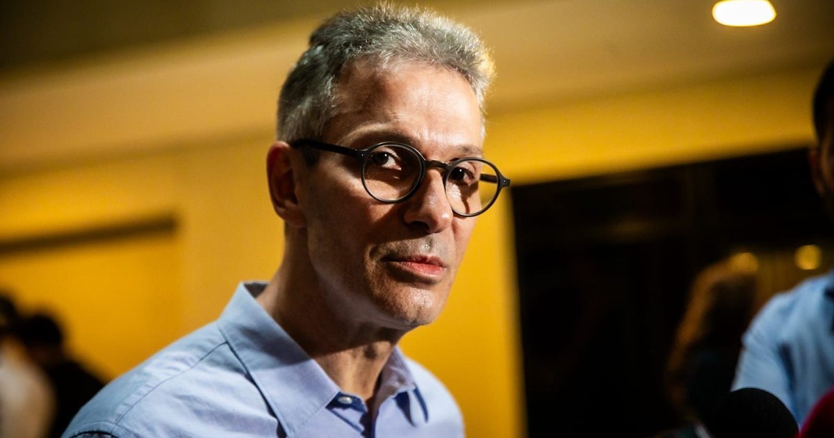 Zema critica Renan Santos por falta de experiência na gestão pública