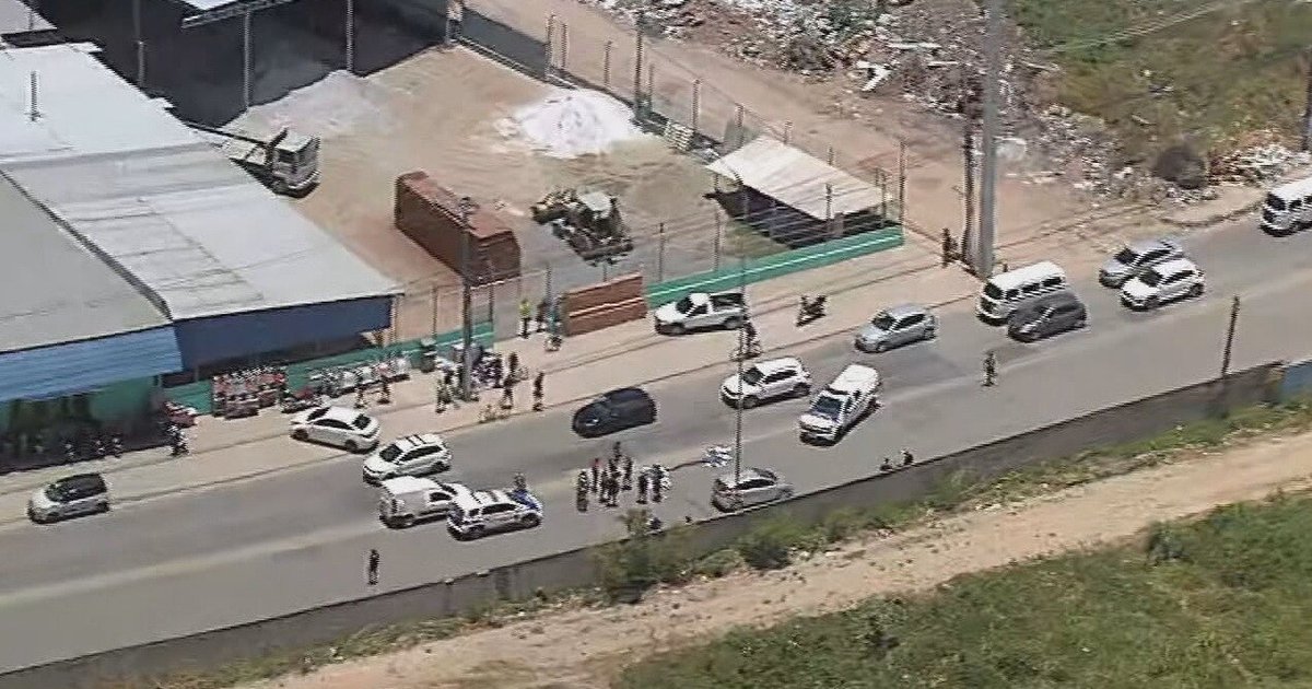 Colisão entre motos na PE-22 deixa um morto e um ferido no Grande Recife