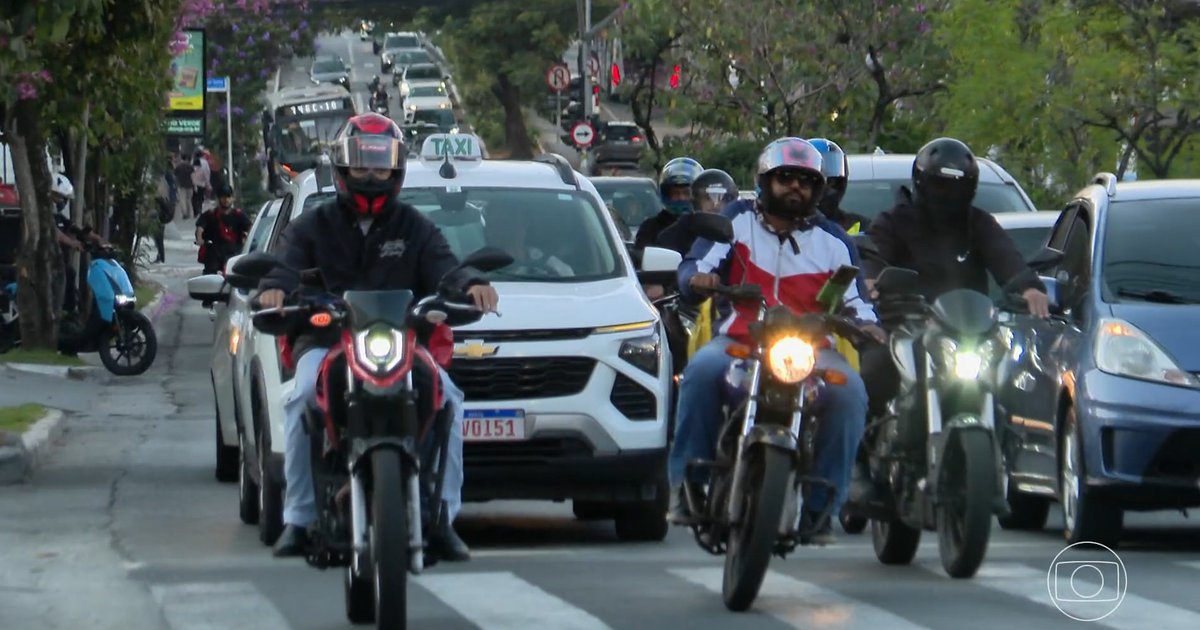 Quase metade das mortes no trânsito de SP envolve motociclistas
