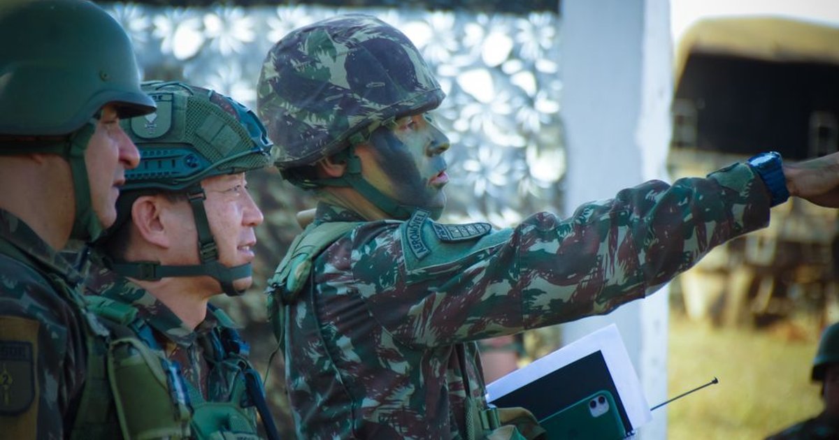 Exército testa estratégias contra drones em exercício no estado de Goiás