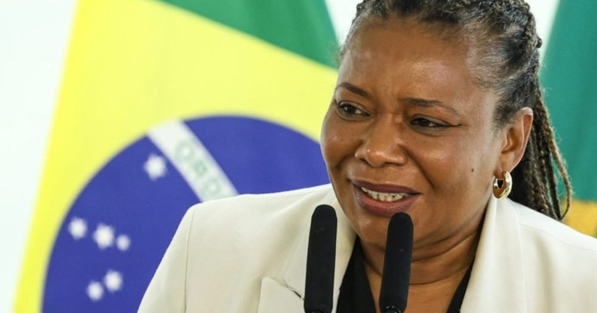 Governo de Goiás comete gafe ao homenagear ídolo falecido e corrige postagem
