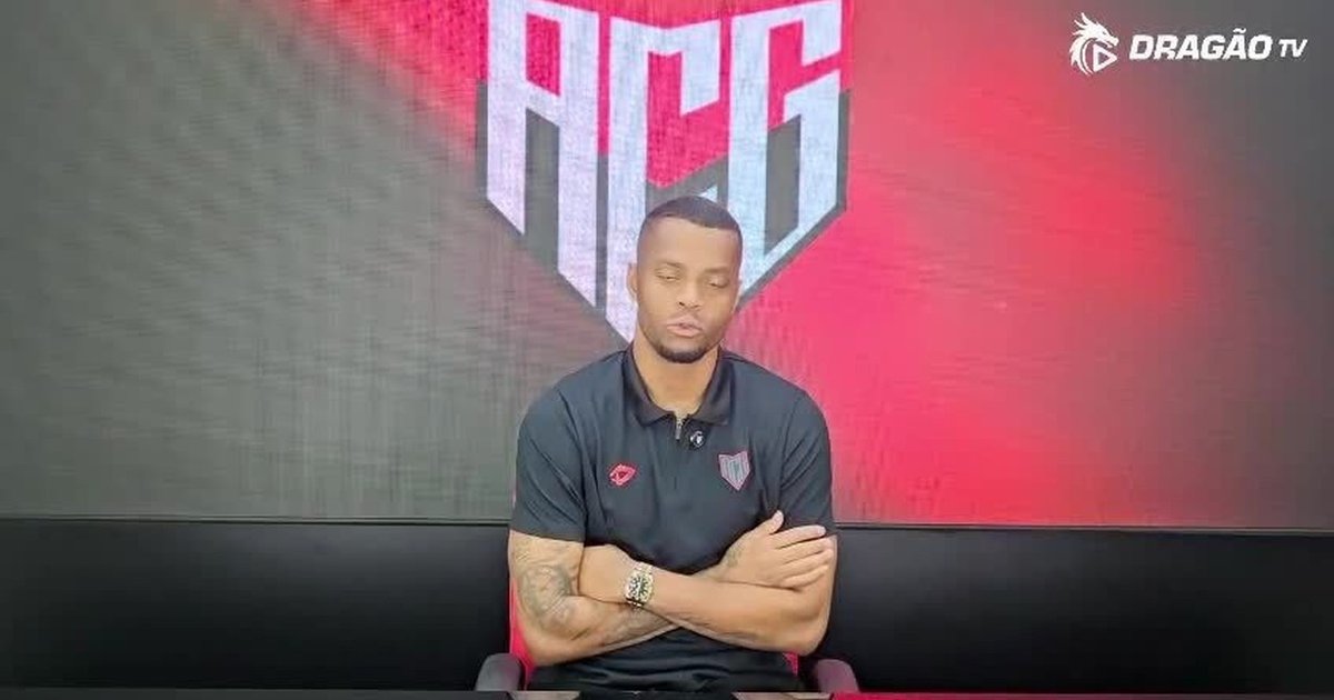 Paulo Vítor minimiza atrito com Adson Batista após clássico na Serrinha