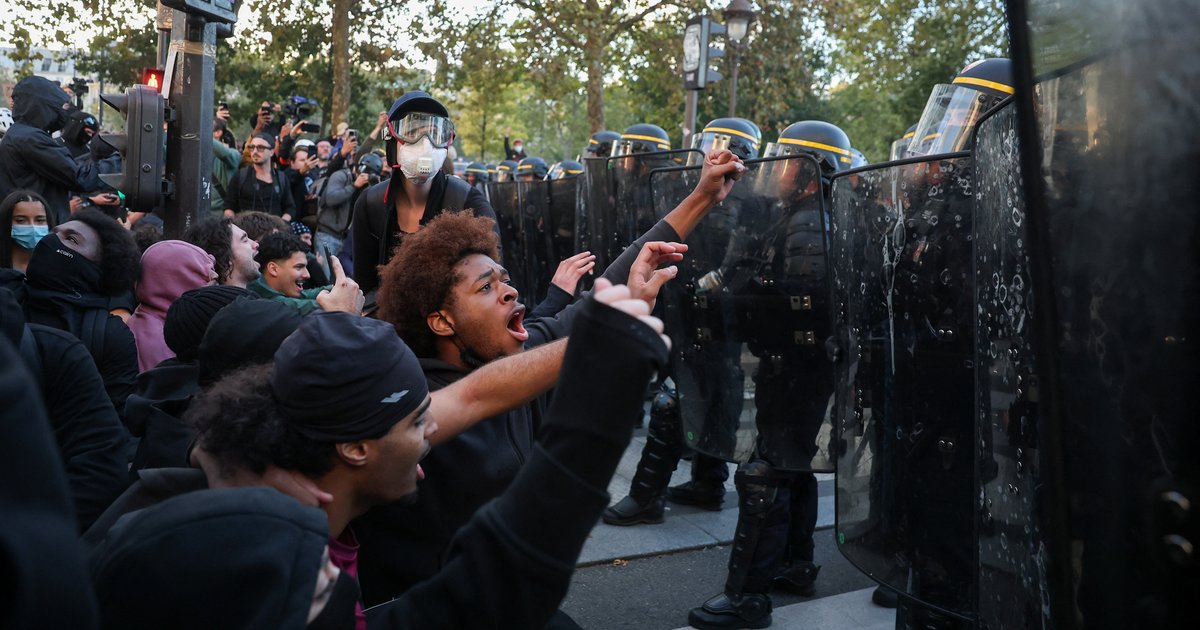 Confrontos em Paris: policiais e estudantes se chocam em protestos pela educação