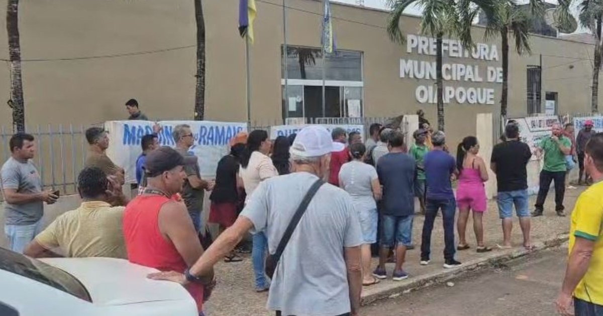 Agricultores protestam em Oiapoque por estradas e pontes na zona rural