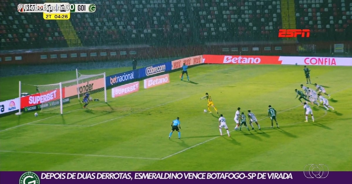 Goiás tem dois jogos em casa para manter vivo o sonho do acesso