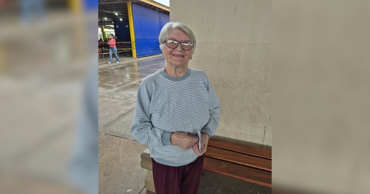 Aos 89 anos, eleitora que viveu ditadura e redemocratização vota em Urupês
