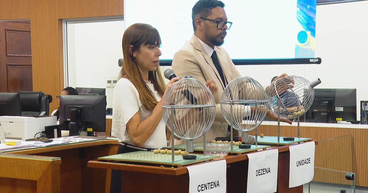 TRE-RJ sorteia 43 urnas para auditoria no segundo turno