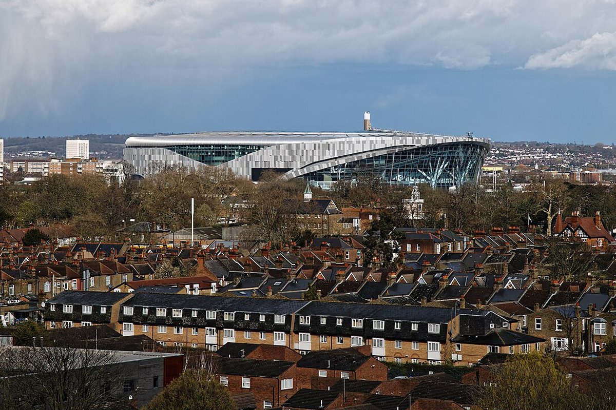Tottenham Empata