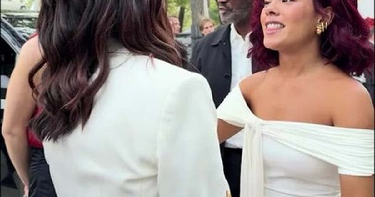 Bella Campos registra encontro com Viola Davis em Paris