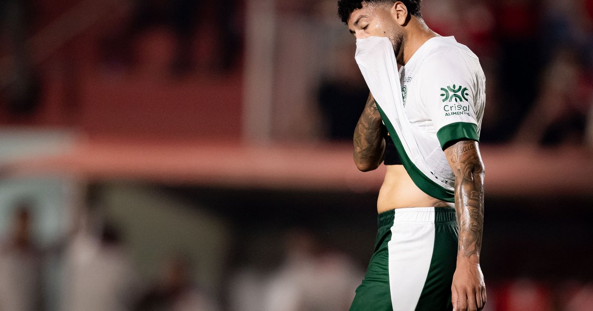 Goiás tem laterais de volta para duelo contra o Avaí pela Série B