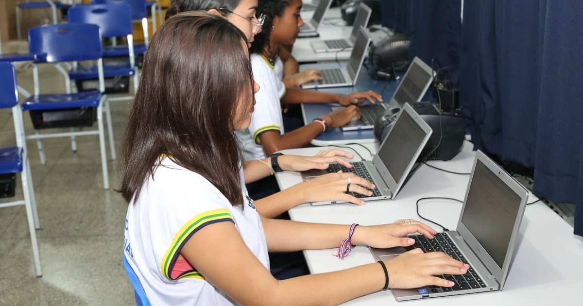 Governo de Goiás libera videoaulas gratuitas para o Enem nas férias de julho