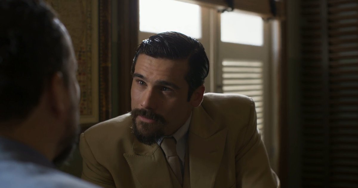 Mirinho suborna funcionário para destruir testamento do pai em novela da Globo