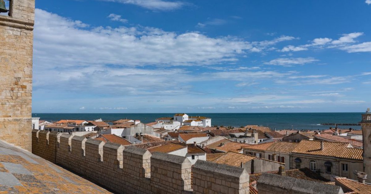 Turismo de negócios impulsiona chegada de estrangeiros a Goiás