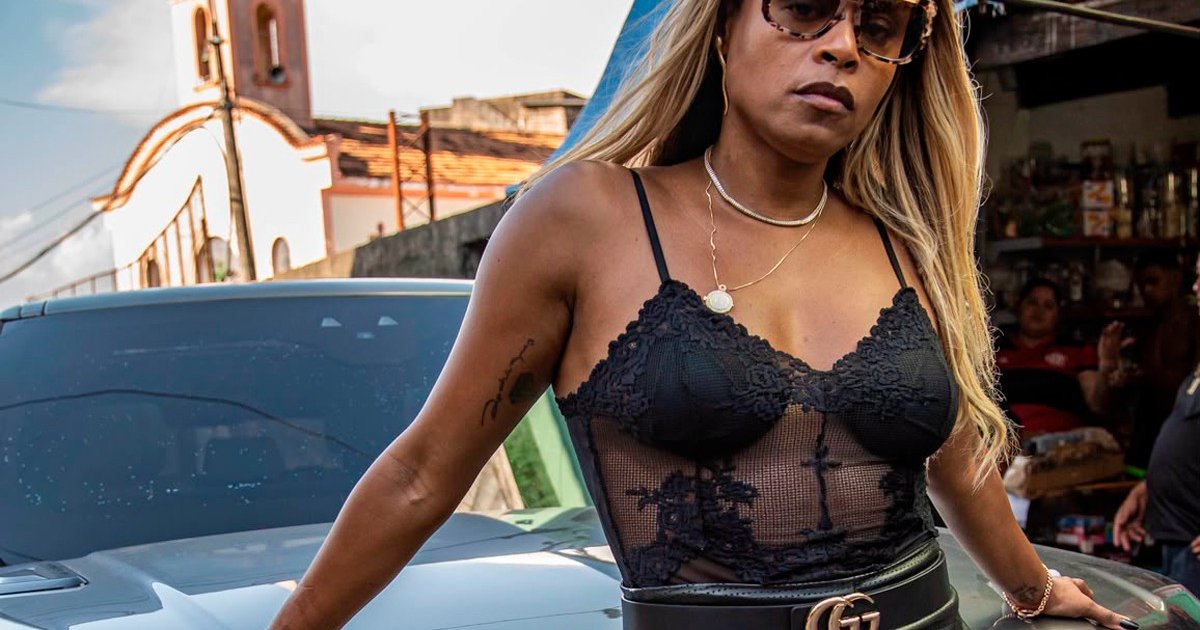 Verônika com K estreia no Globoplay com Roberta Rodrigues no elenco principal