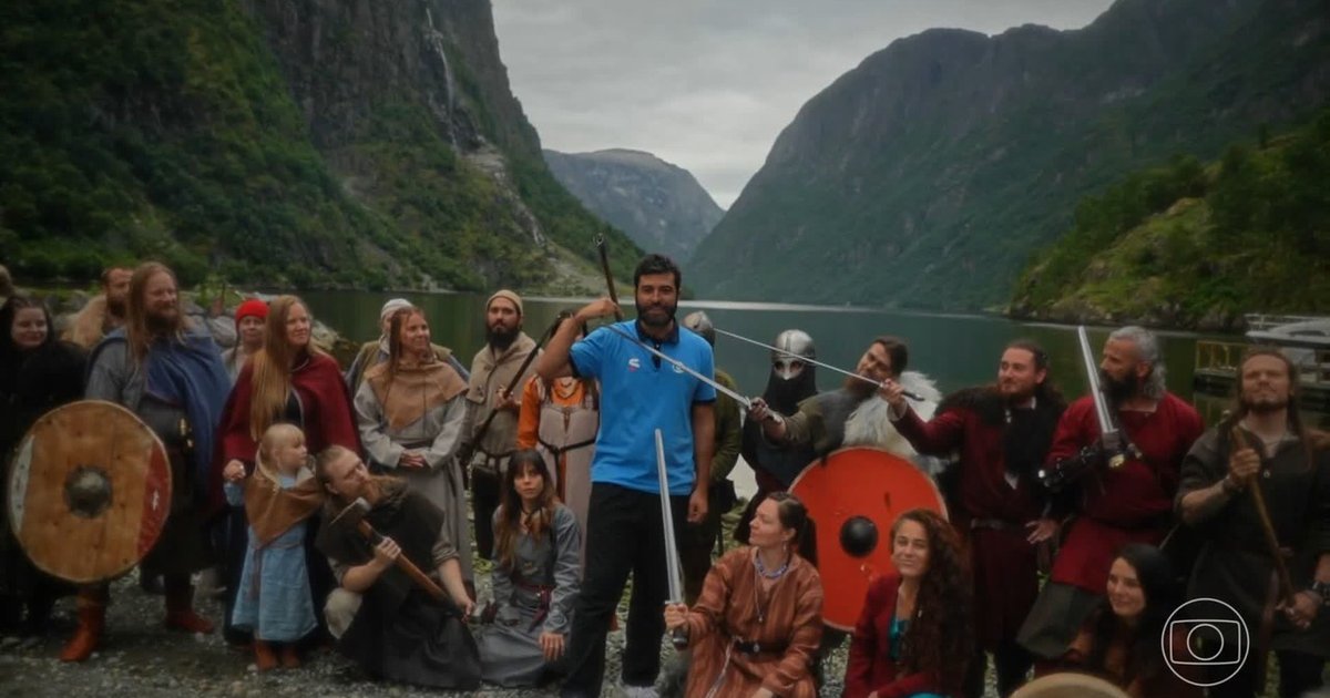 Foto oficial da Noruega na Copa 2022 foi feita em vila viking — e Goiás tem suas próprias raízes