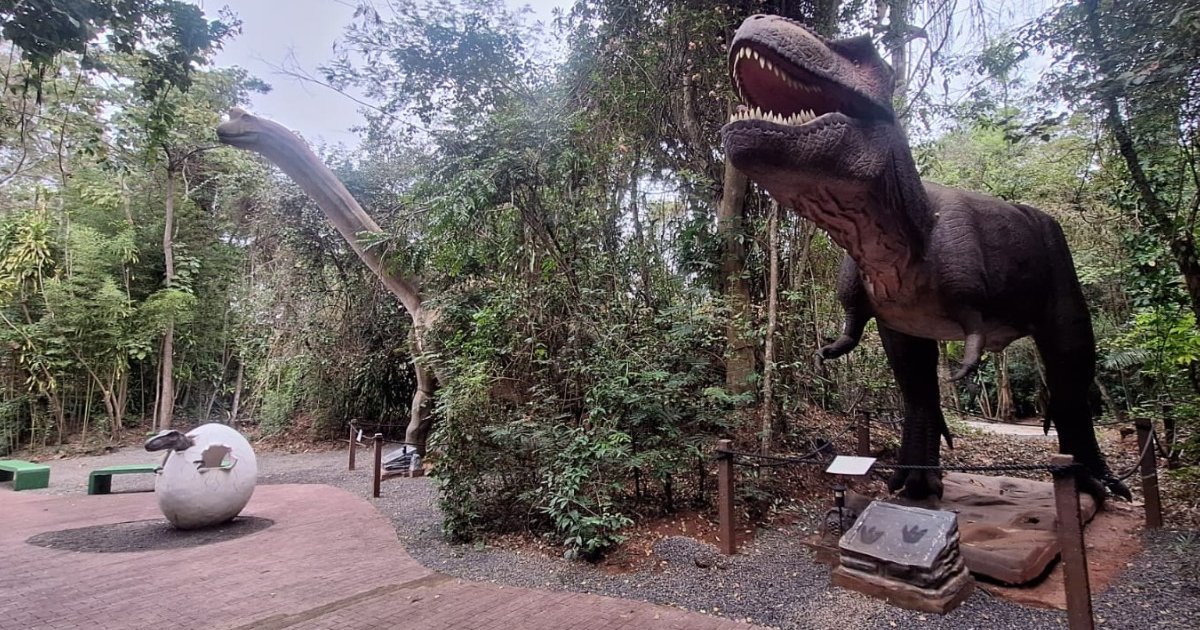 Vale dos Dinossauros em SP reabre com entrada gratuita e inspira Goiânia