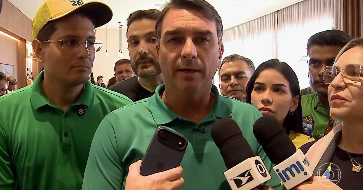 Flávio Bolsonaro defende educação e tecnologia para jovens em agenda no Maranhão