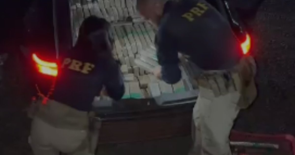 PRF apreende mais de uma tonelada de maconha em carro abandonado na BR-060