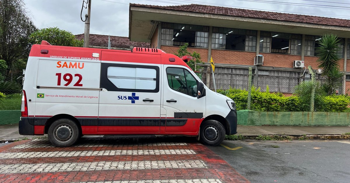 Eleitor de 54 anos morre após passar mal na fila de votação em Muriaé