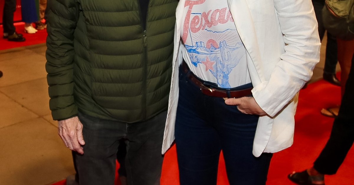 Tony Bellotto aparece em público com Malu Mader no Festival do Rio após relato de câncer