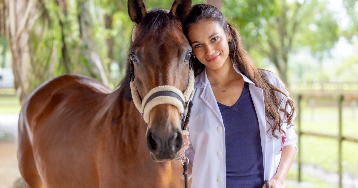 Alane Dias estreia em novelas na trama das seis Lá na Minha Terra
