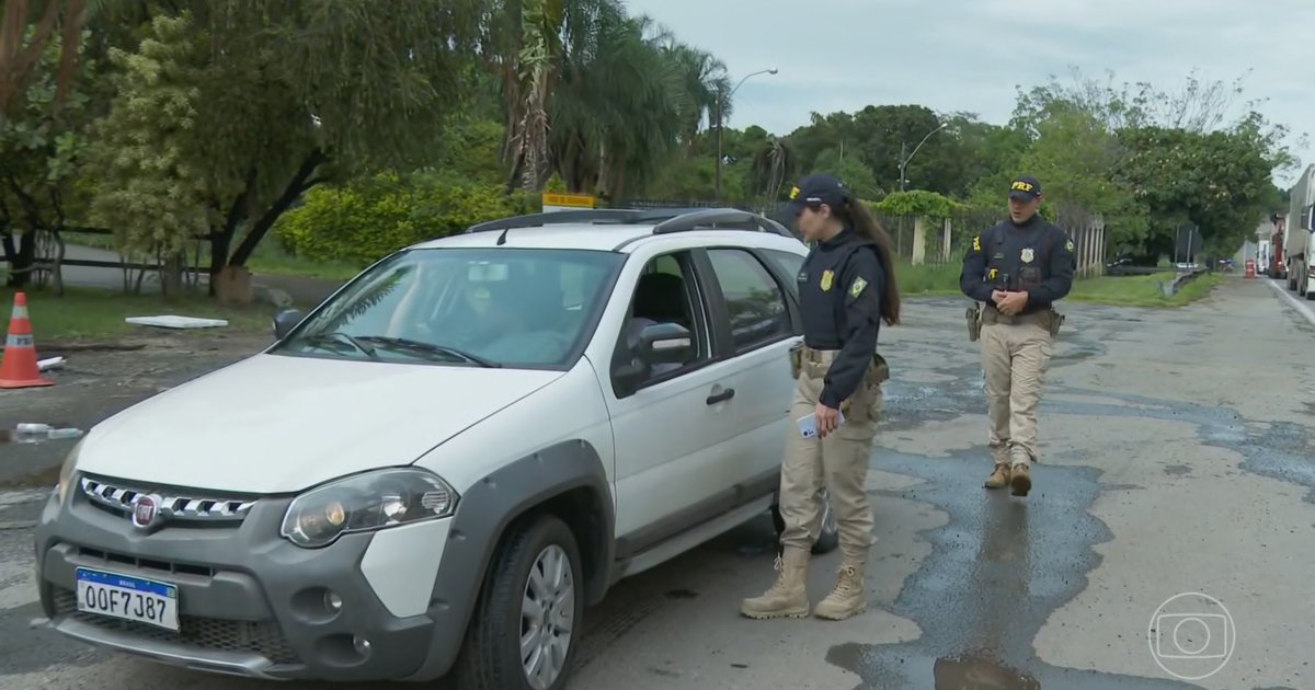 Operação Finados da PRF dobra efetivo nas BRs goianas e mira celular ao volante