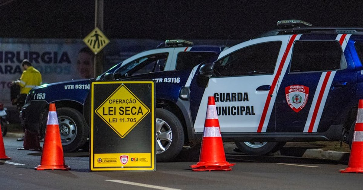 Batida entre carretas em Cariacica