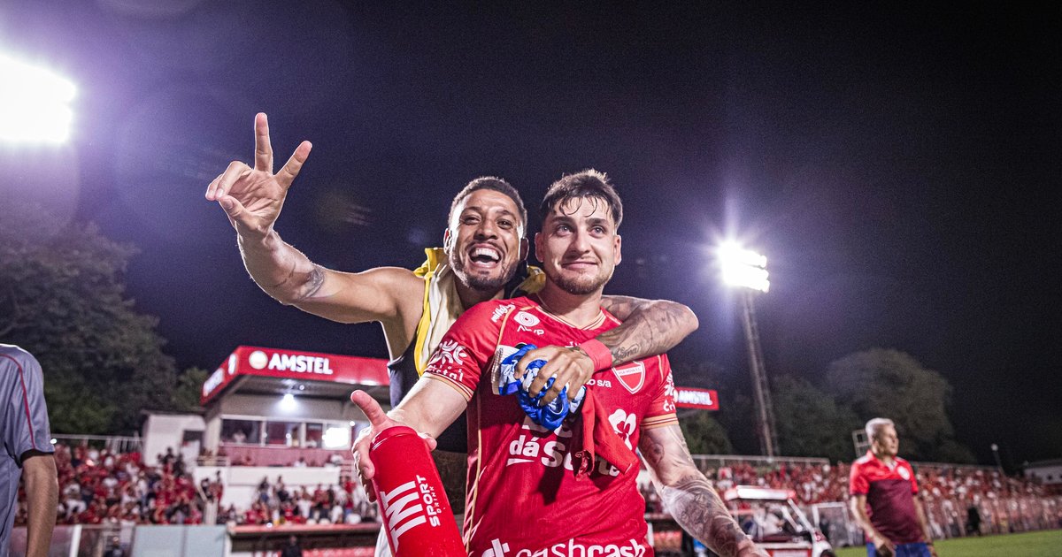 Vila Nova bate Londrina no OBA e abre três pontos na liderança da Série B