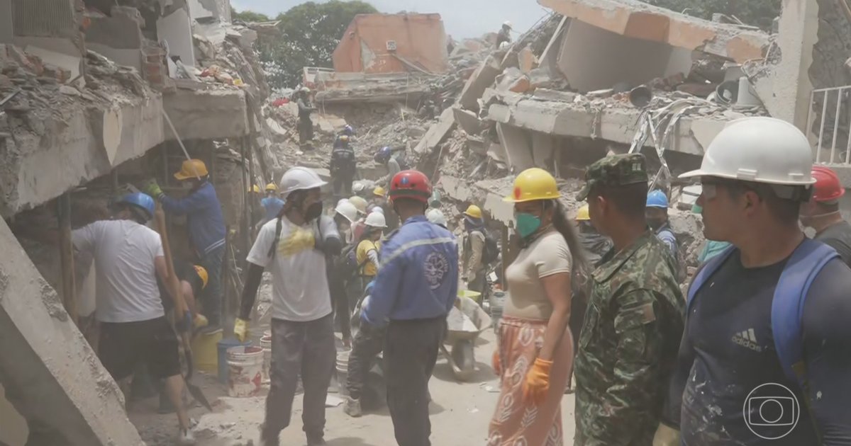 Terremoto na Colômbia: bombeiros correm contra relógio para achar sobreviventes