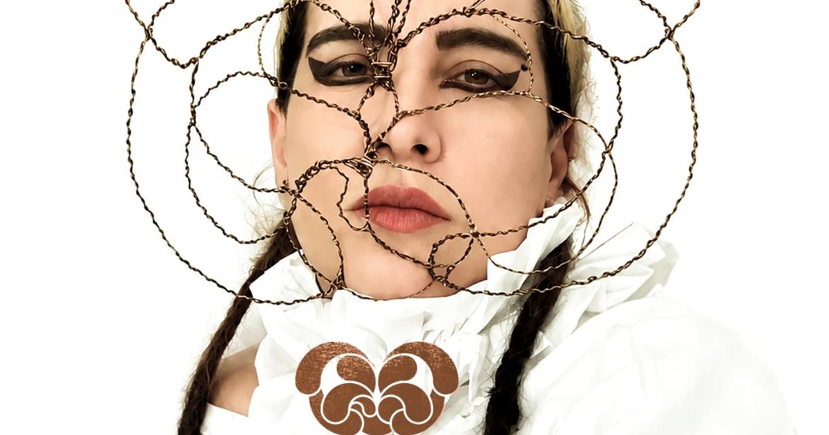 Rebeca Matta lança 'Pélvica', primeiro álbum em 13 anos