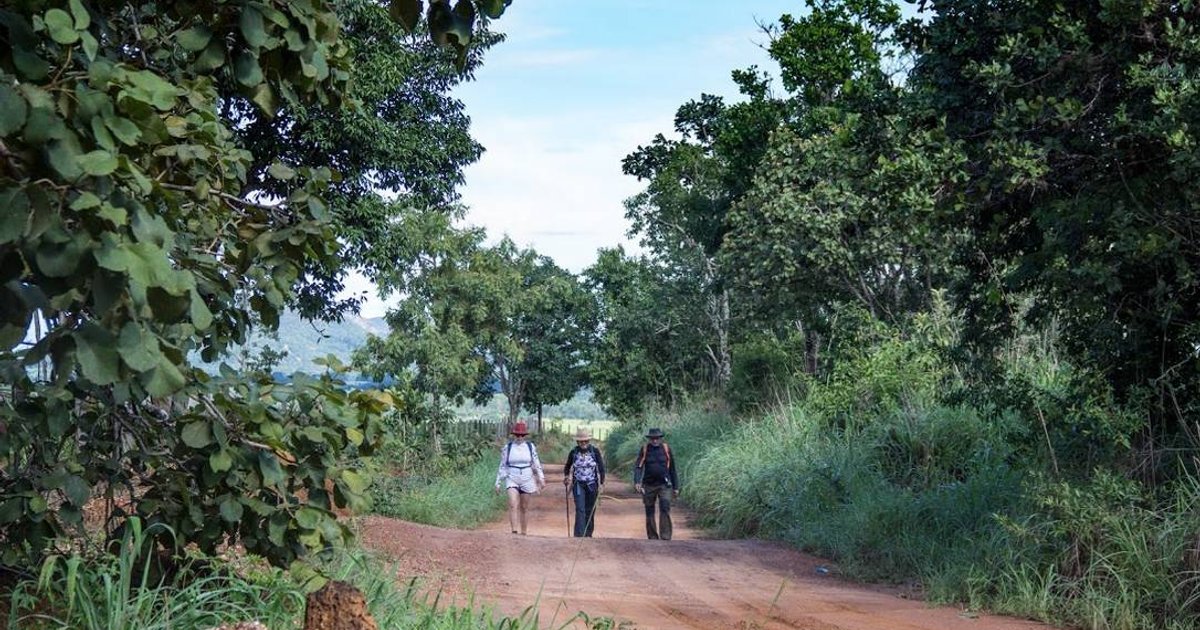 Trilha de 300 km homenageia Cora Coralina e une natureza, história e poesia em Goiás