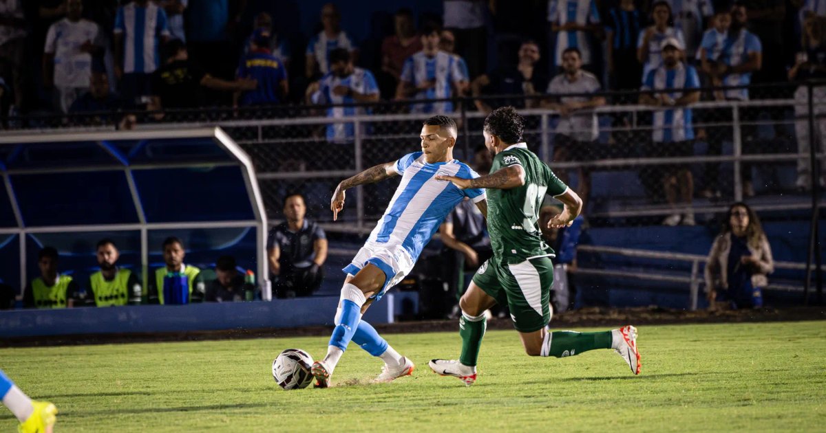 Goiás arranca empate do Sport nos acréscimos e segue na briga pelo acesso