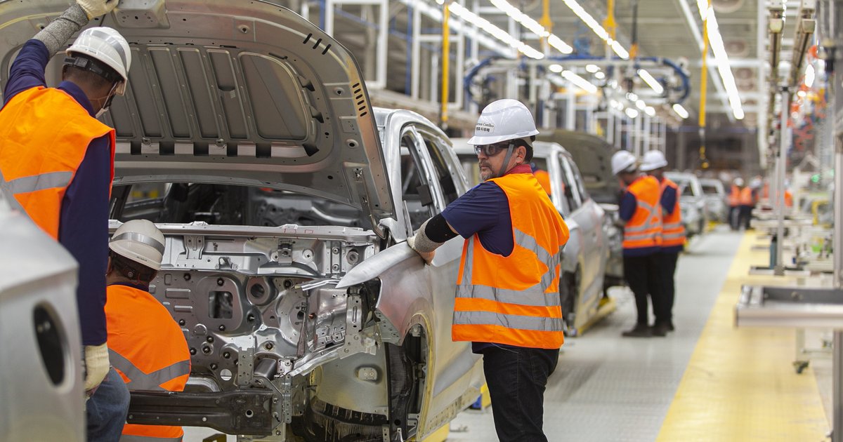 BYD prevê primeiro carro 100% nacional em dezembro e negocia porto da Ford na Bahia