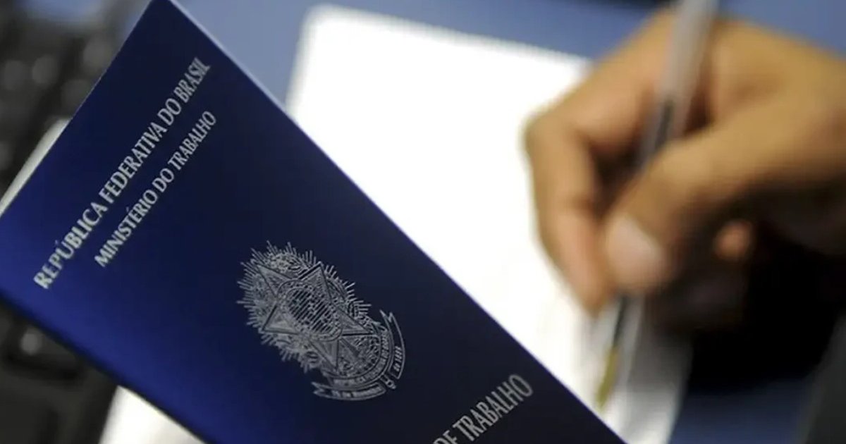 Guia salarial projeta cargos de até R$ 71 mil no Paraná para 2027