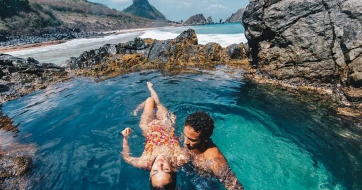 Buraco do Galego reabre em Fernando de Noronha após quase oito meses