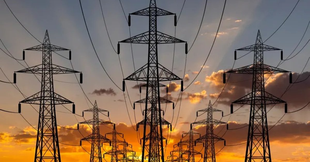 Videoaula do Lá Vem o Enem explica energia e potência com simulados