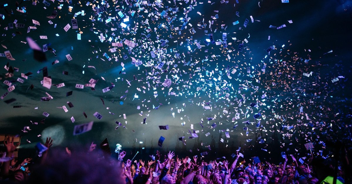 Garotos Podres movimentam 8 mil pessoas em show gratuito no Cidade Rock, em Goiânia
