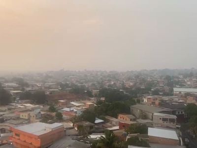 Manaus mantém aulas suspensas na terça-feira por fumaça de queimadas