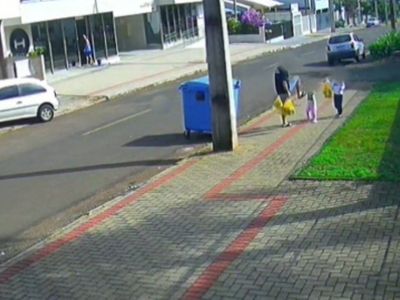 Pai preso por chutar filha de 3 anos no rosto em PR desperta alerta em Goiânia
