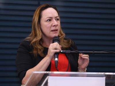 Adriana Accorsi descarta candidatura ao governo de Goiás em 2026