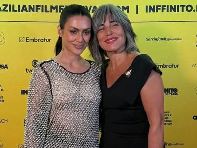 Cleo elogia Glória Pires em estreia de 'Se Eu Fosse Você 3'