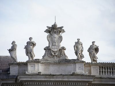 Papa Francisco atua para fazer de Leão 14 seu sucessor