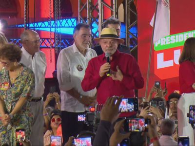 Lula propõe a Trump cooperação contra crime organizado e critica tarifa dos EUA
