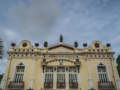 Guns N' Roses Chega em São Luís