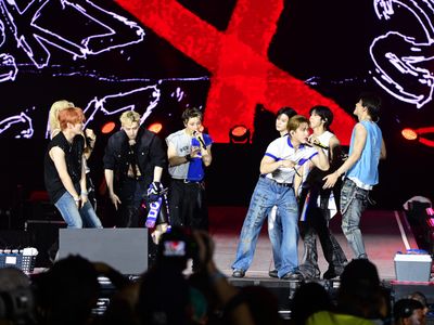 Stray Kids encerra primeiro dia de K-pop no Rock in Rio com show protagonizado pela plateia